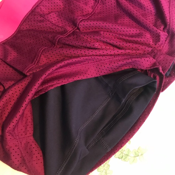 Athletic shorts - Picture 4 of 9